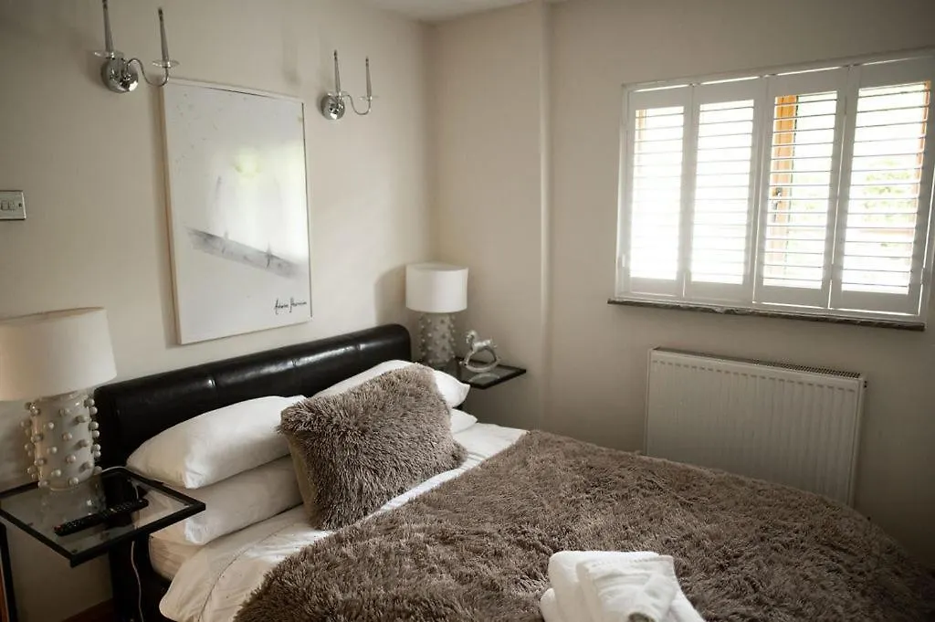 The Anchorage & The Tackleshed Hotel Llancarfan Guest house