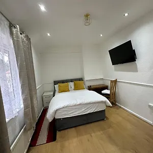  Guest house Double With Free Wifi Keedonwood Road United Kingdom